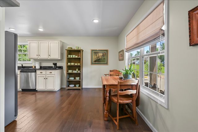 390 Marys Ln, Lafayette, TN 37083