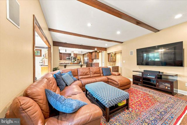 29 FAIRHAVEN DR, Cherry Hill, NJ 08003