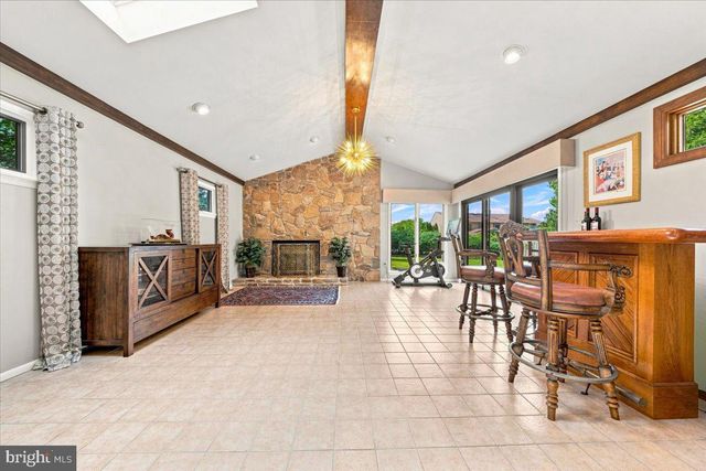 29 FAIRHAVEN DR, Cherry Hill, NJ 08003