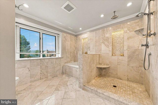 29 FAIRHAVEN DR, Cherry Hill, NJ 08003