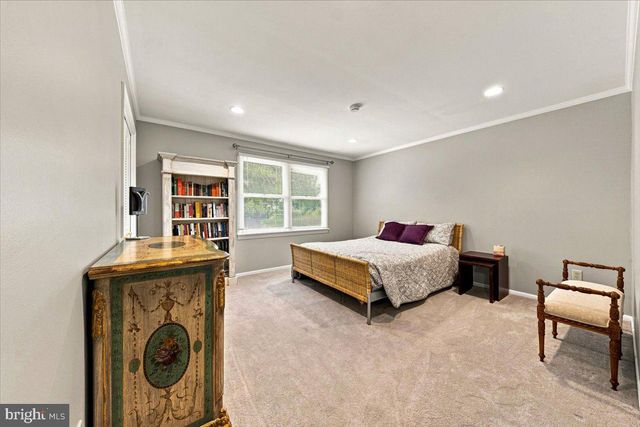 29 FAIRHAVEN DR, Cherry Hill, NJ 08003