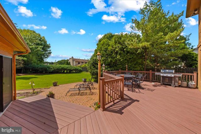 29 FAIRHAVEN DR, Cherry Hill, NJ 08003