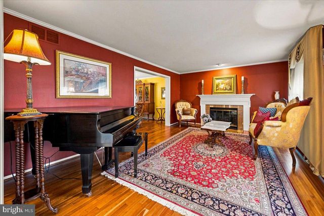29 FAIRHAVEN DR, Cherry Hill, NJ 08003