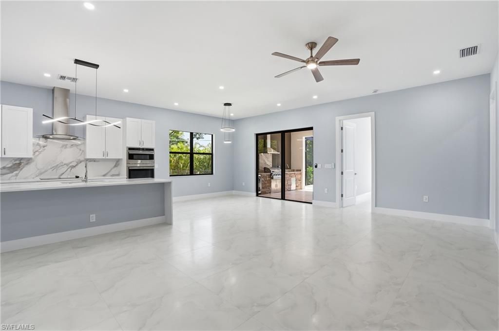 27659 Franklin ST, BONITA SPRINGS, FL 34134 — photo 5