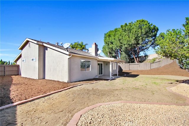 378 Loyola Court, Hemet, CA 92544