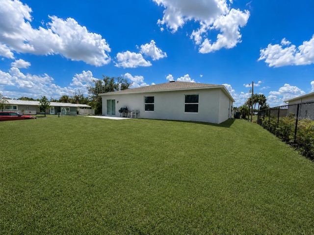 26484 VIEW DRIVE, Punta Gorda, FL 33983