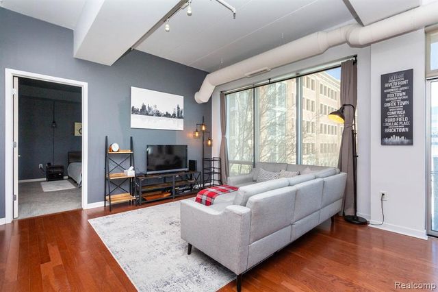 3670 Woodward Avenue 11-209, Detroit, MI 48201