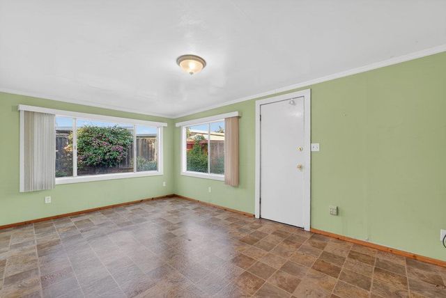 8 Carita Court, Watsonville, CA 95076