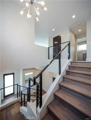 716 N Juanita Avenue A, Redondo Beach, CA 90277