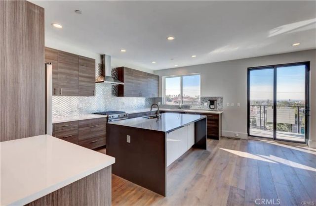 716 N Juanita Avenue A, Redondo Beach, CA 90277