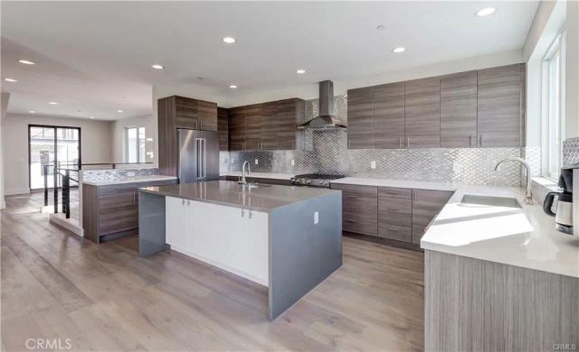716 N Juanita Avenue A, Redondo Beach, CA 90277