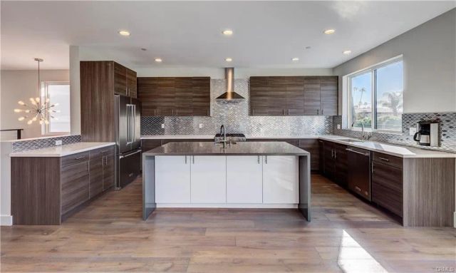 716 N Juanita Avenue A, Redondo Beach, CA 90277