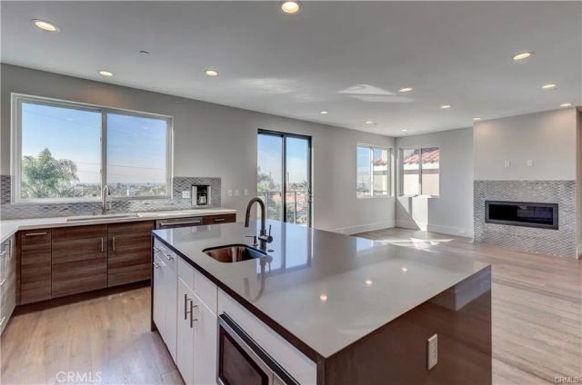 716 N Juanita Avenue A, Redondo Beach, CA 90277