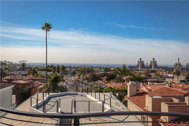 716 N Juanita Avenue A, Redondo Beach, CA 90277