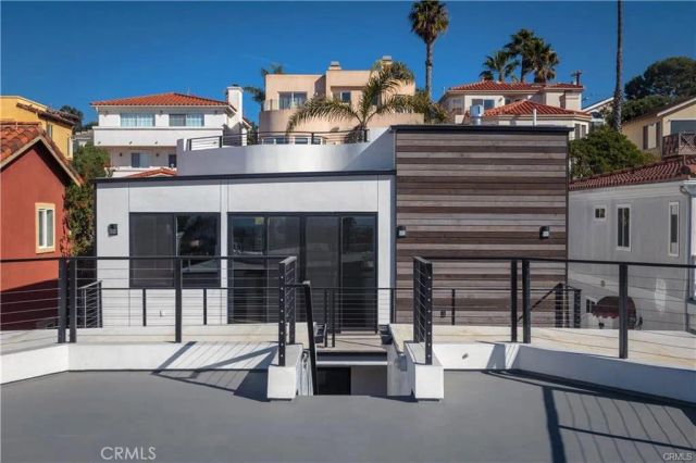 716 N Juanita Avenue A, Redondo Beach, CA 90277