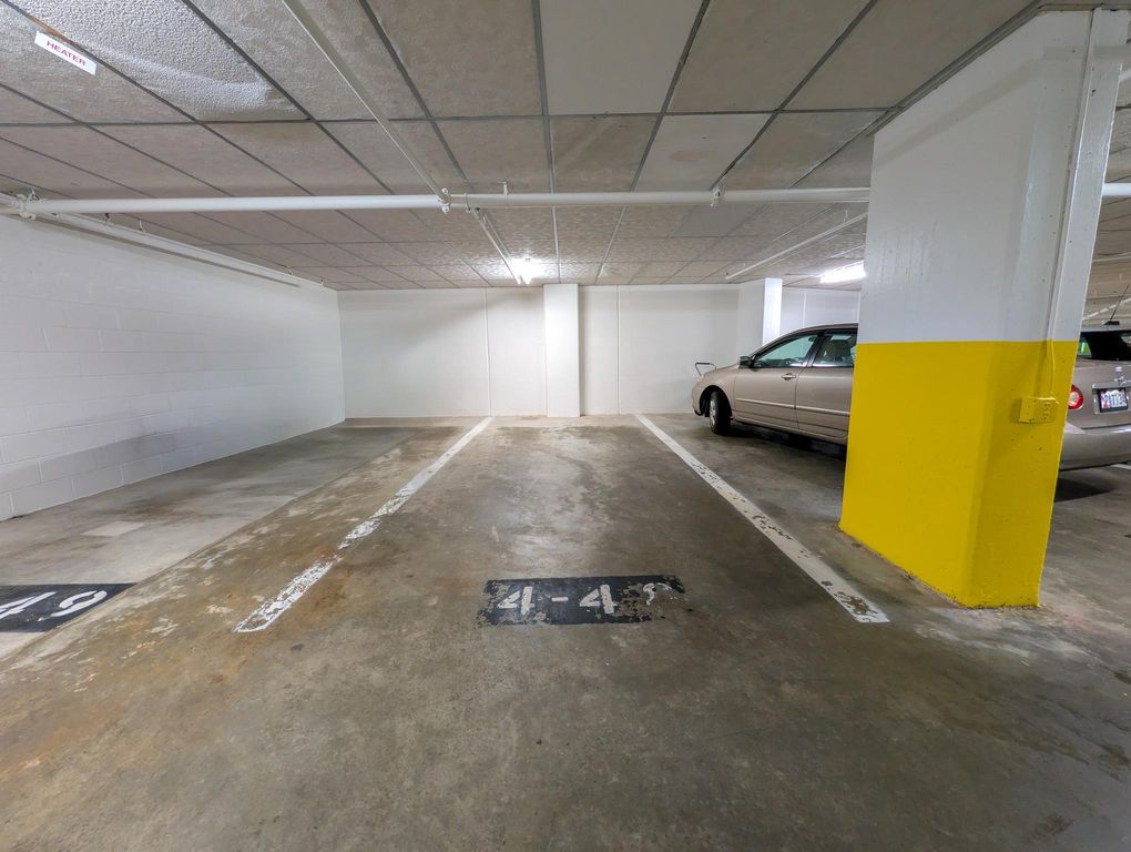 Image 27 of property listing at 15100 INTERLACHEN DR #4-110, Silver Spring, MD 20906
