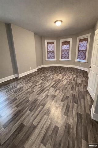 942 E 19th Street, Paterson, NJ 07501