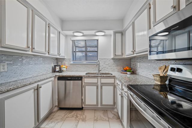 9910 Royal Lane 601, Dallas, TX 75231