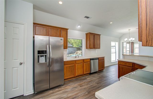 8126 Laurel Lane, Baytown, TX 77523