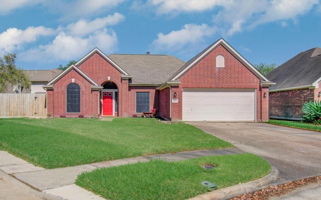 8126 Laurel Lane, Baytown, TX 77523