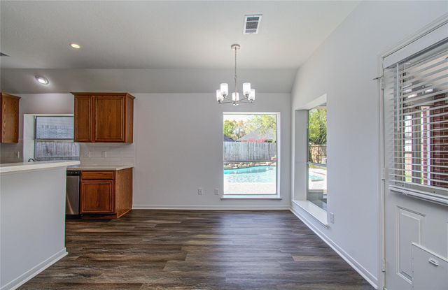 8126 Laurel Lane, Baytown, TX 77523