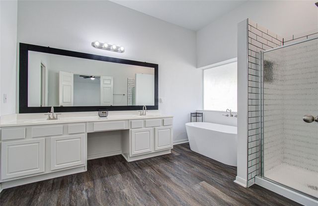 8126 Laurel Lane, Baytown, TX 77523