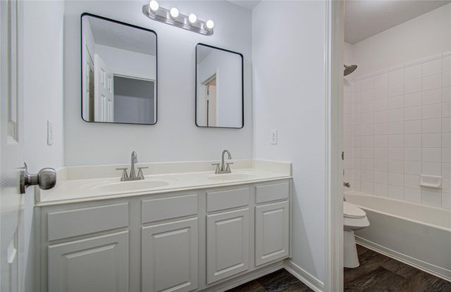 8126 Laurel Lane, Baytown, TX 77523