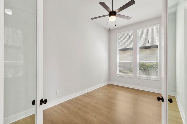 415 N Hillary Step Place, Montgomery, TX 77316