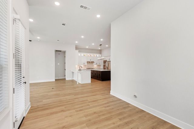 415 N Hillary Step Place, Montgomery, TX 77316