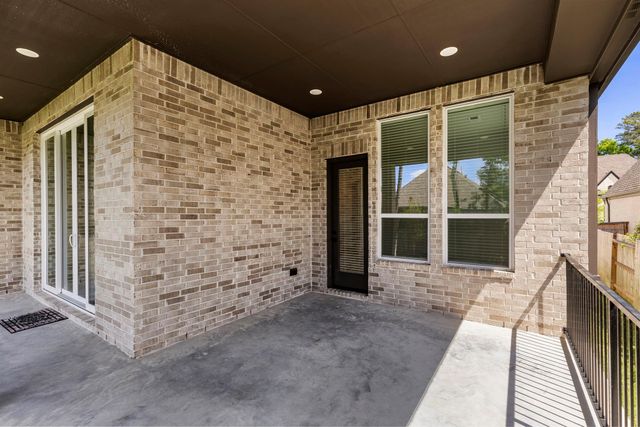 415 N Hillary Step Place, Montgomery, TX 77316
