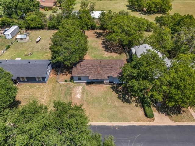 708 Race Street, Crowley, TX 76036