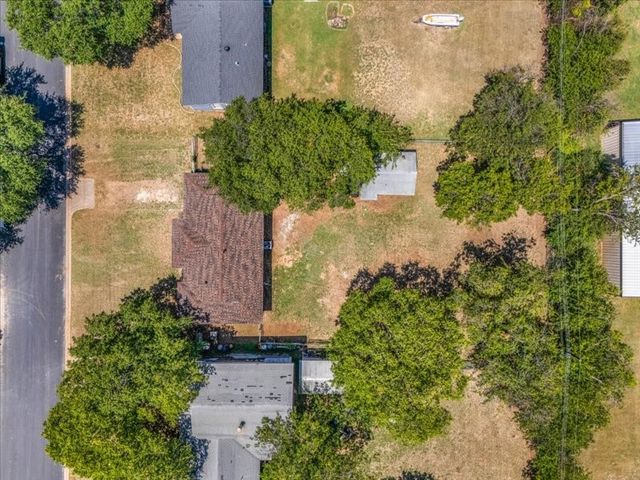 708 Race Street, Crowley, TX 76036