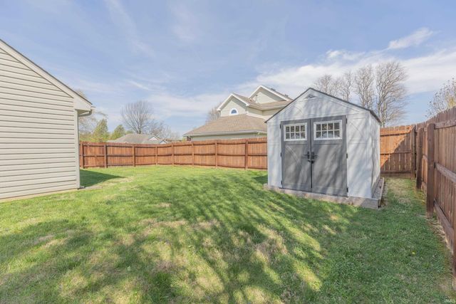 727 Sunflower Circle, Evansville, IN 47712