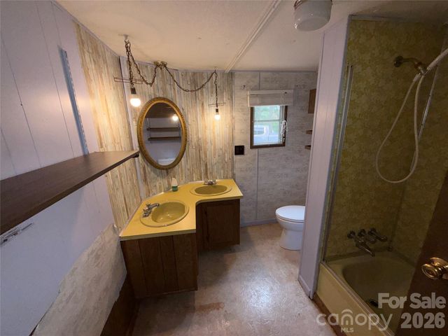 3154 Lake Wylie Drive, Rock Hill, SC 29732