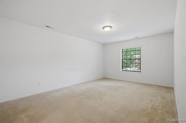 29726 Pine Ridge Circle, Farmington Hills, MI 48331