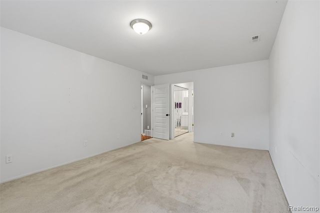 29726 Pine Ridge Circle, Farmington Hills, MI 48331
