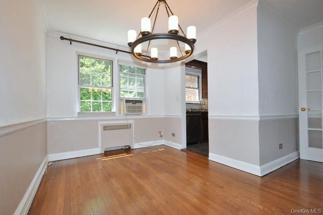 11 Sentry Place 1D, Scarsdale, NY 10583