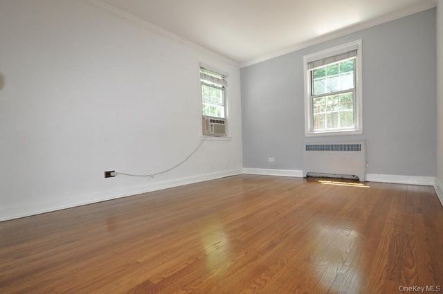 11 Sentry Place 1D, Scarsdale, NY 10583