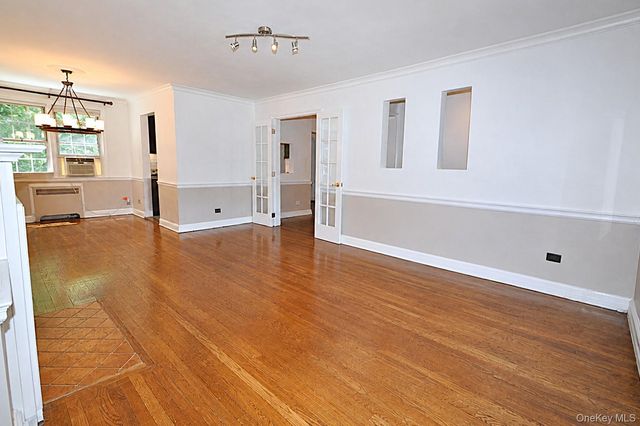 11 Sentry Place 1D, Scarsdale, NY 10583