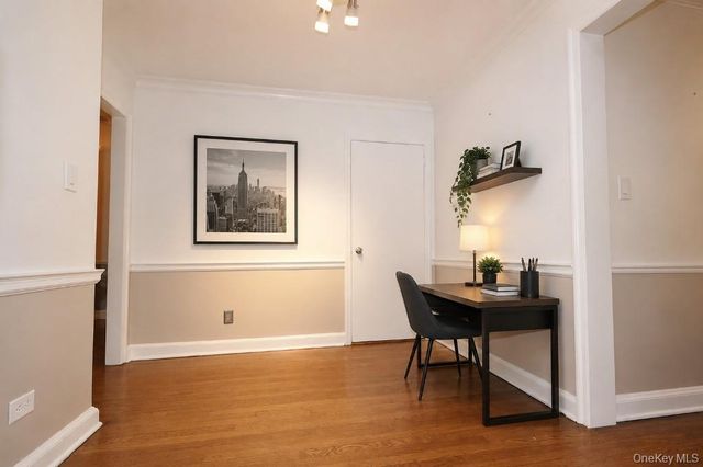 11 Sentry Place 1D, Scarsdale, NY 10583