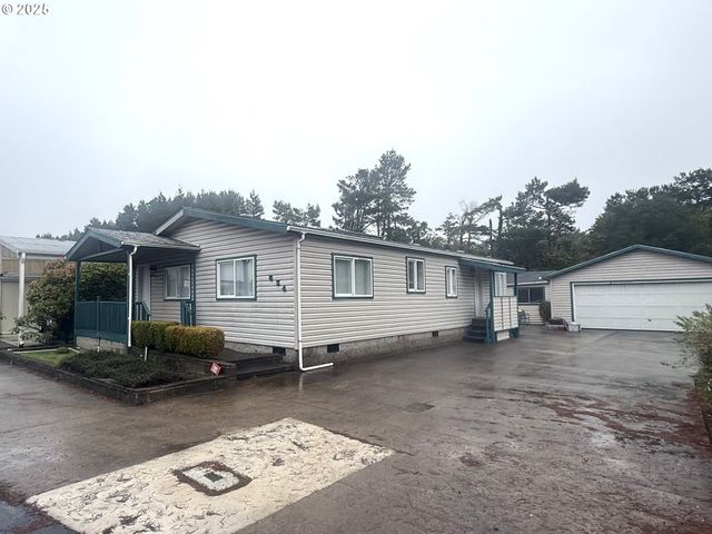 1601 RHODODENDRON Dr 654, Florence, OR 97439