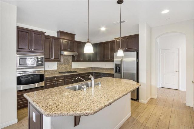 1839 Sunlight Way, Palm Springs, CA 92262