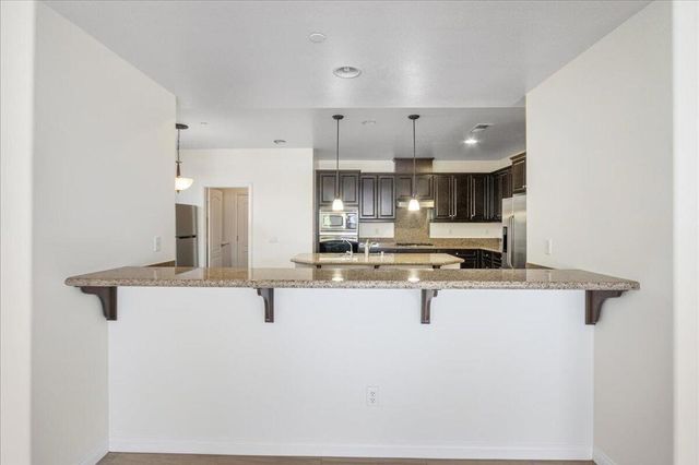 1839 Sunlight Way, Palm Springs, CA 92262