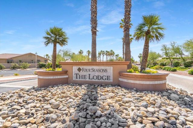 1839 Sunlight Way, Palm Springs, CA 92262