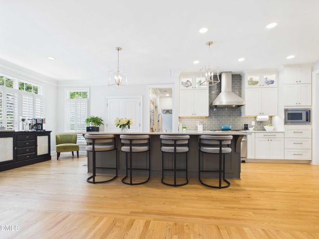 121 Hayworth Drive, Chapel Hill, NC 27517