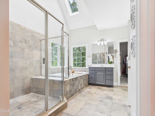 121 Hayworth Drive, Chapel Hill, NC 27517