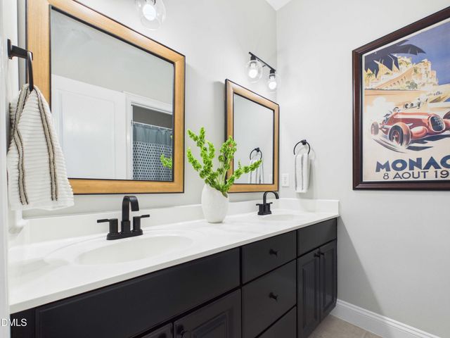 121 Hayworth Drive, Chapel Hill, NC 27517