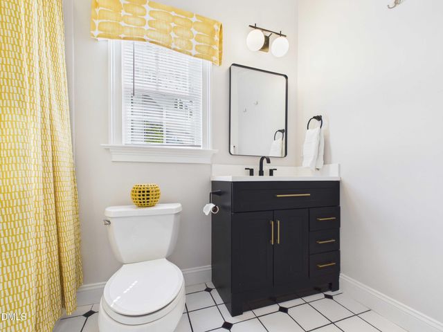 121 Hayworth Drive, Chapel Hill, NC 27517