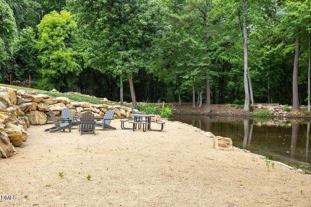 121 Hayworth Drive, Chapel Hill, NC 27517