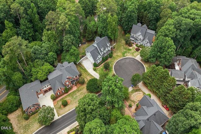 121 Hayworth Drive, Chapel Hill, NC 27517